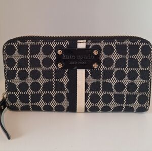 NWOT Kate Spade Black & White Neda Signature Canvas Noel Zip Around Wallet